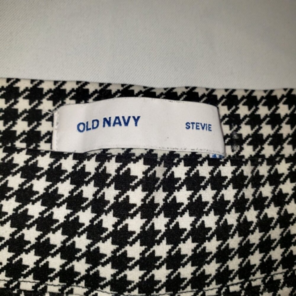 Old Navy “Stevie” High-Waisted Houndstooth Zip-Pocket Pants Size MEDIUM - Picture 3 of 5